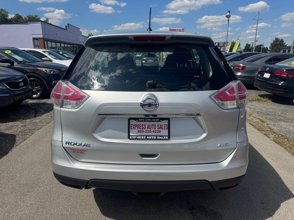 2016 Nissan Rogue Image 5
