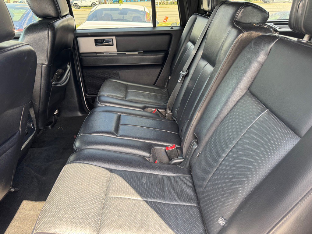 2017 Ford Expedition Image 24