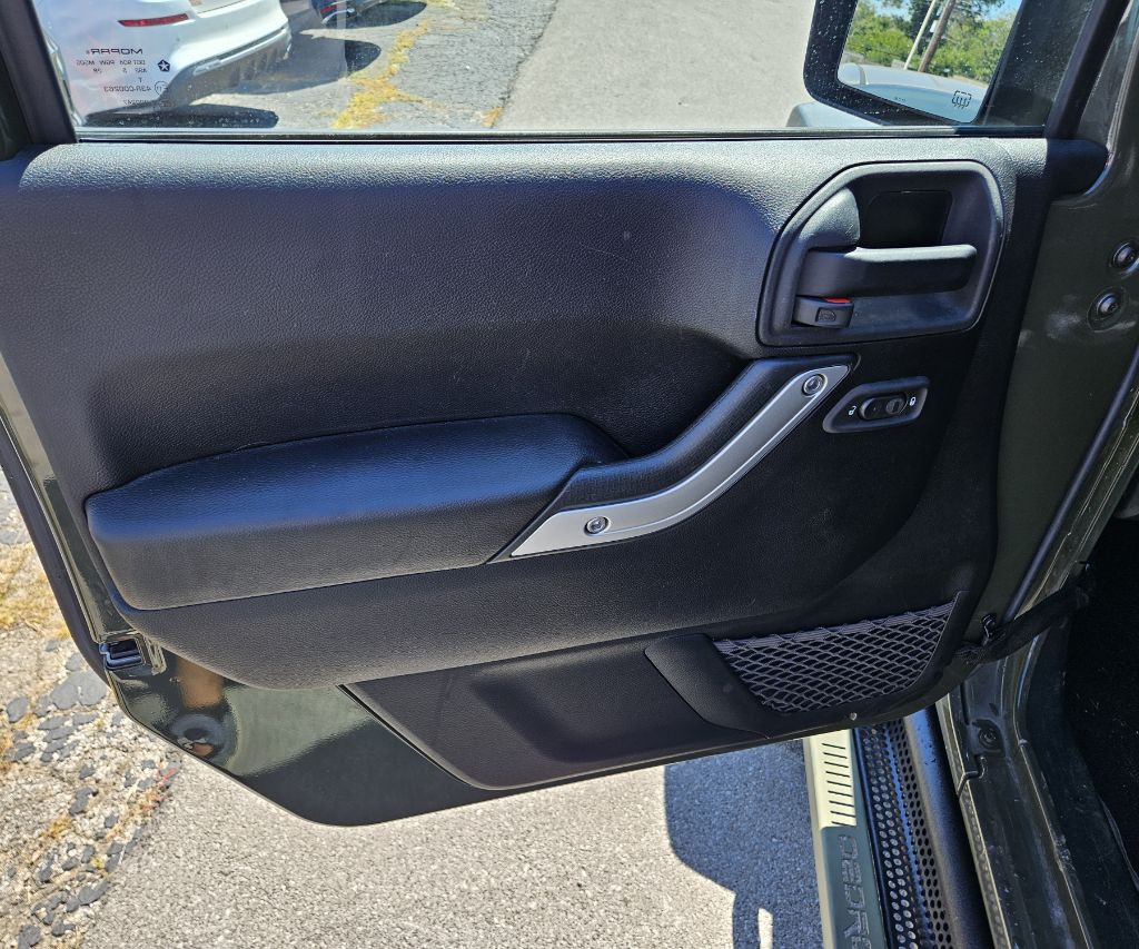 2015 Jeep Wrangler Unlimited Image 17