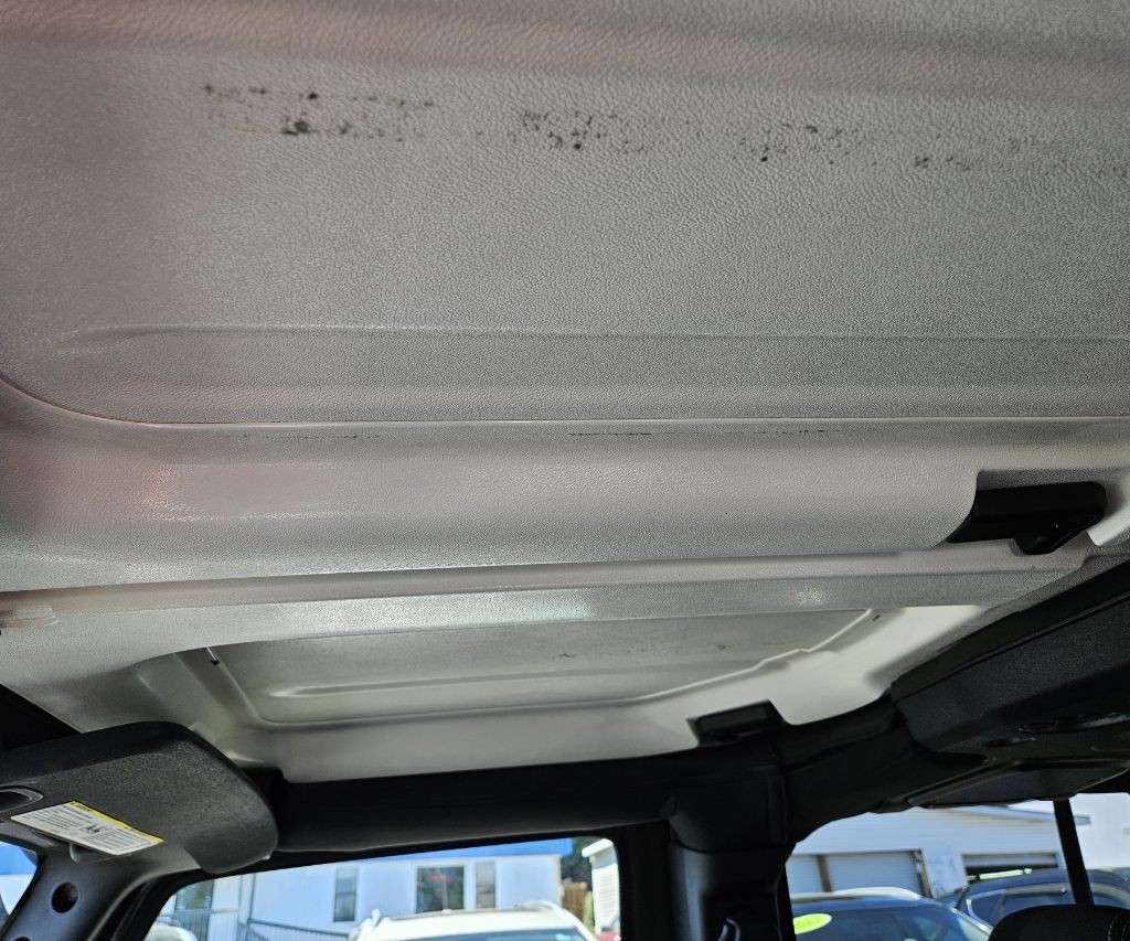 2015 Jeep Wrangler Unlimited Image 22