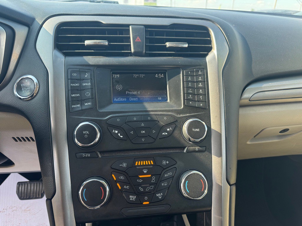 2017 Ford Fusion Image 17