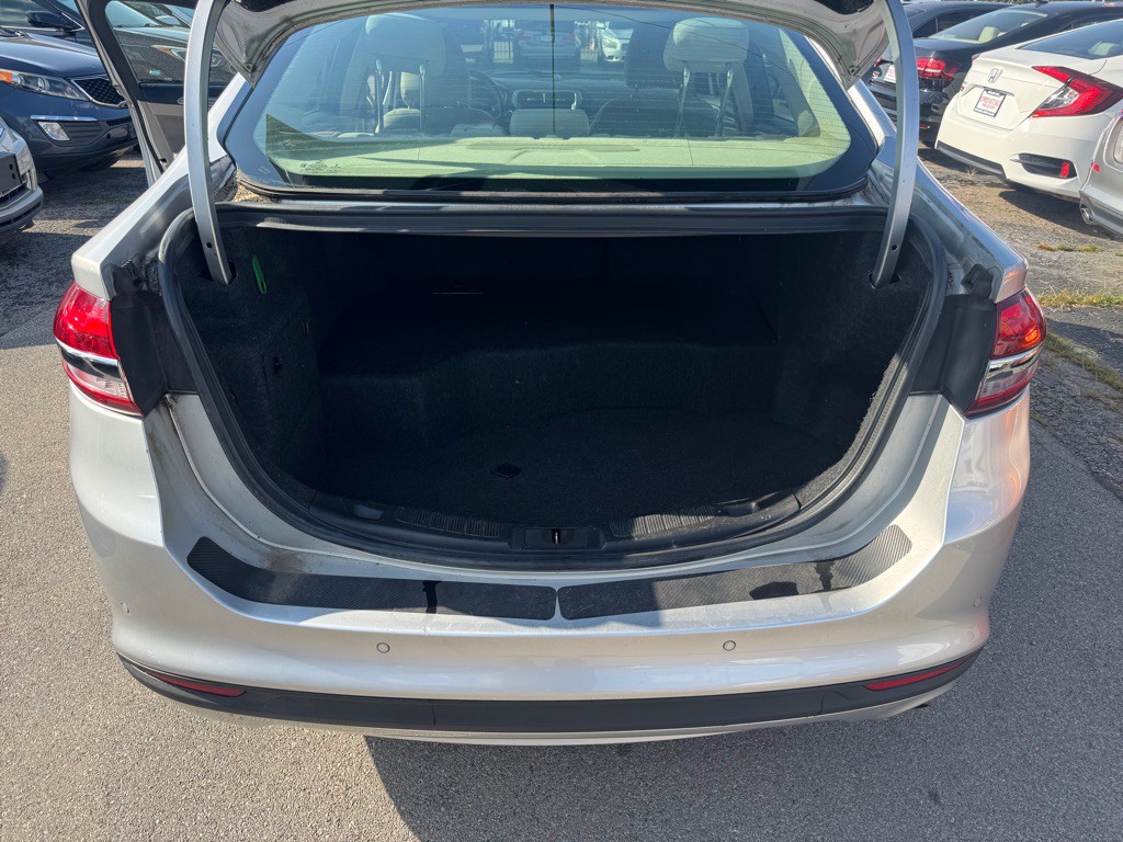 2017 Ford Fusion Image 24