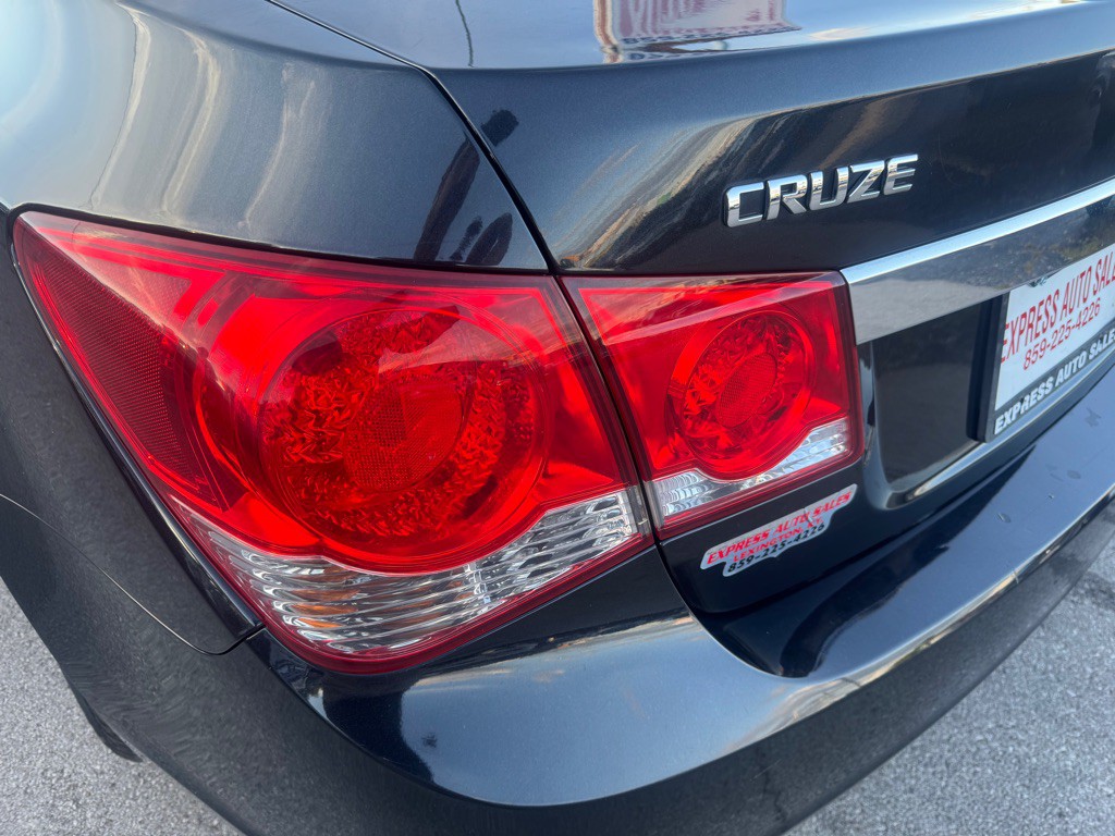 2015 Chevrolet Cruze Image 9