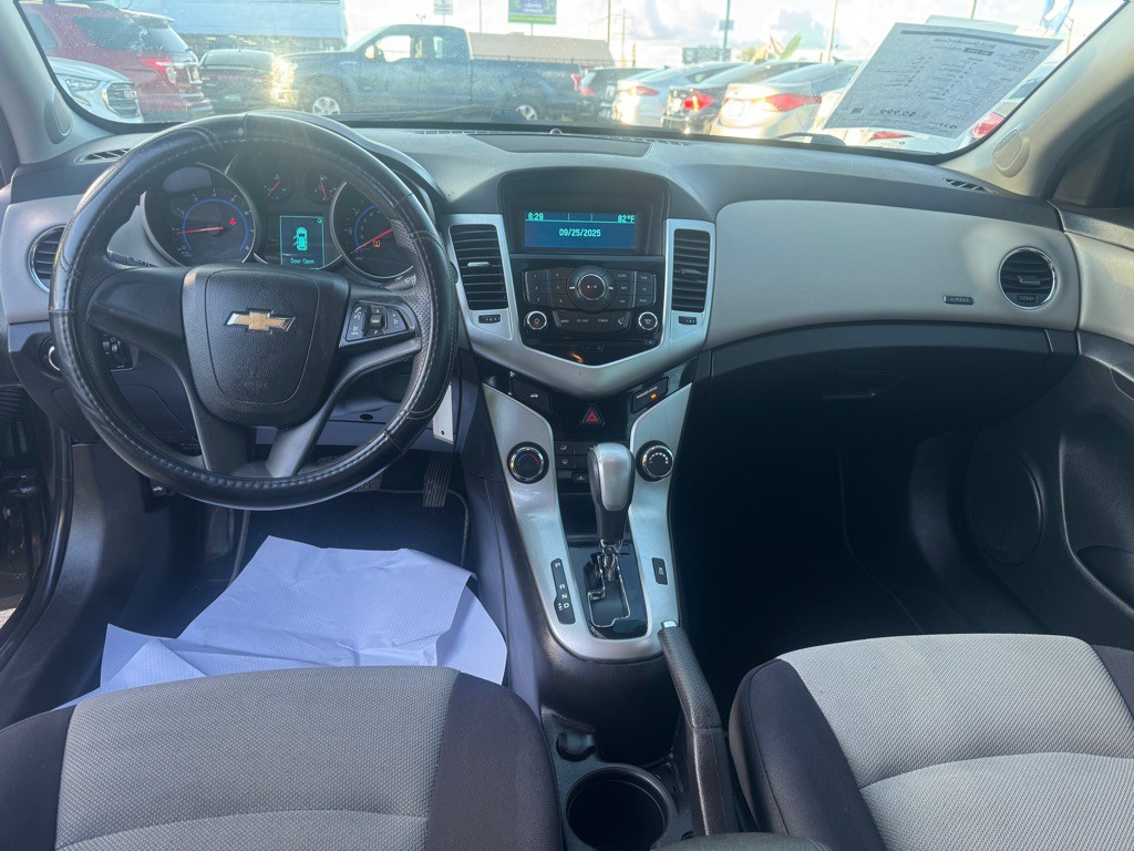 2015 Chevrolet Cruze Image 18