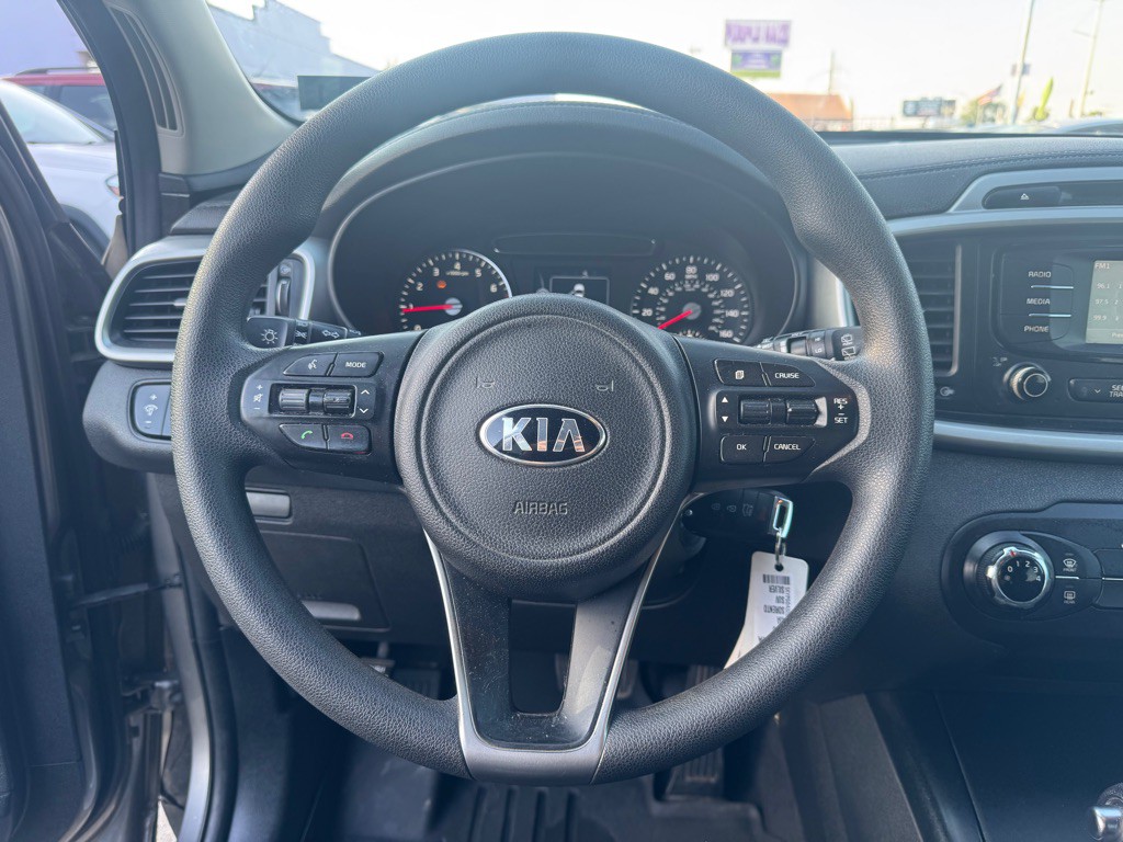 2016 Kia Sorento Image 14