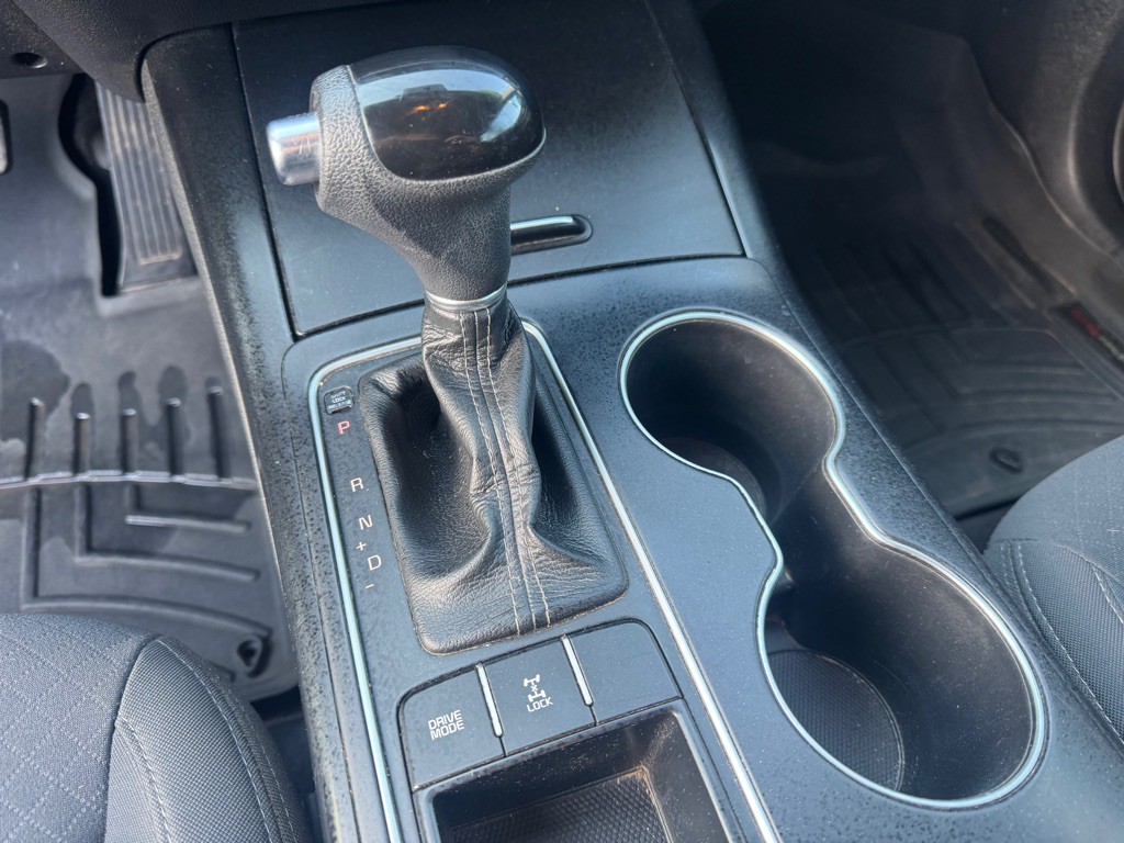 2016 Kia Sorento Image 16