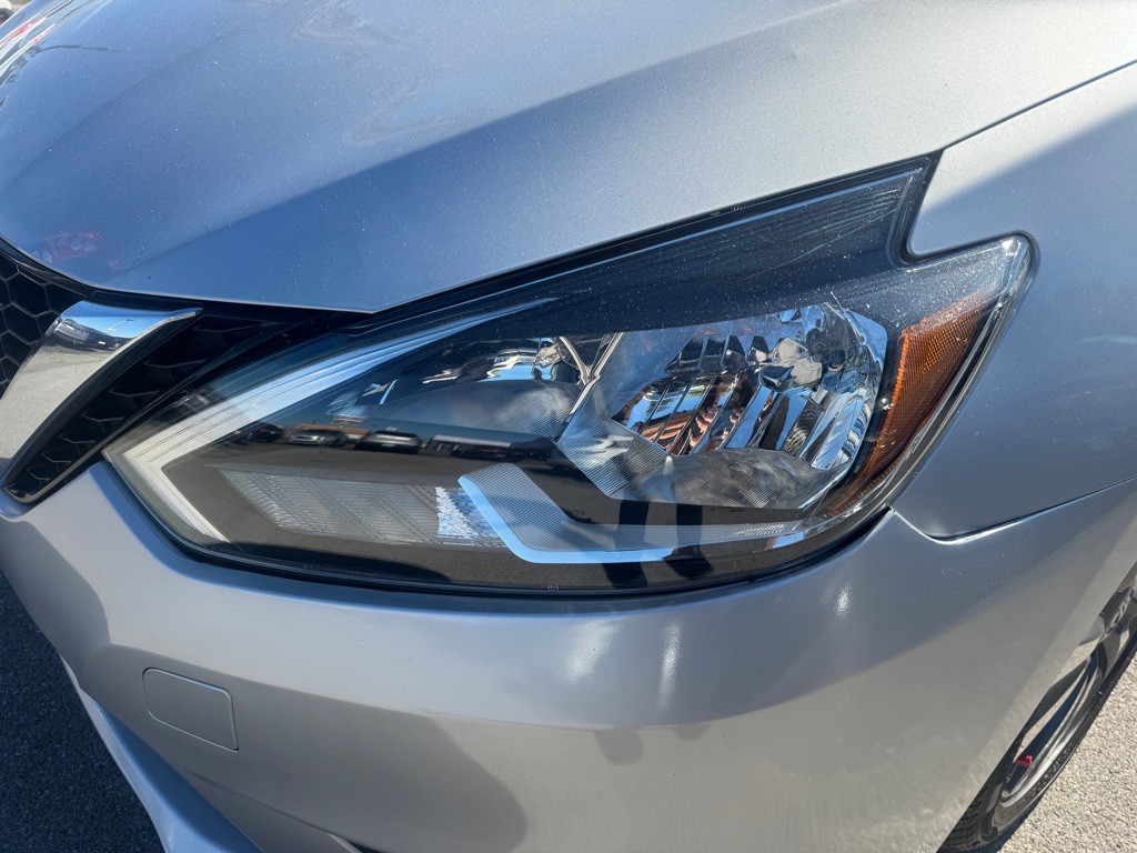 2019 Nissan Sentra Image 8