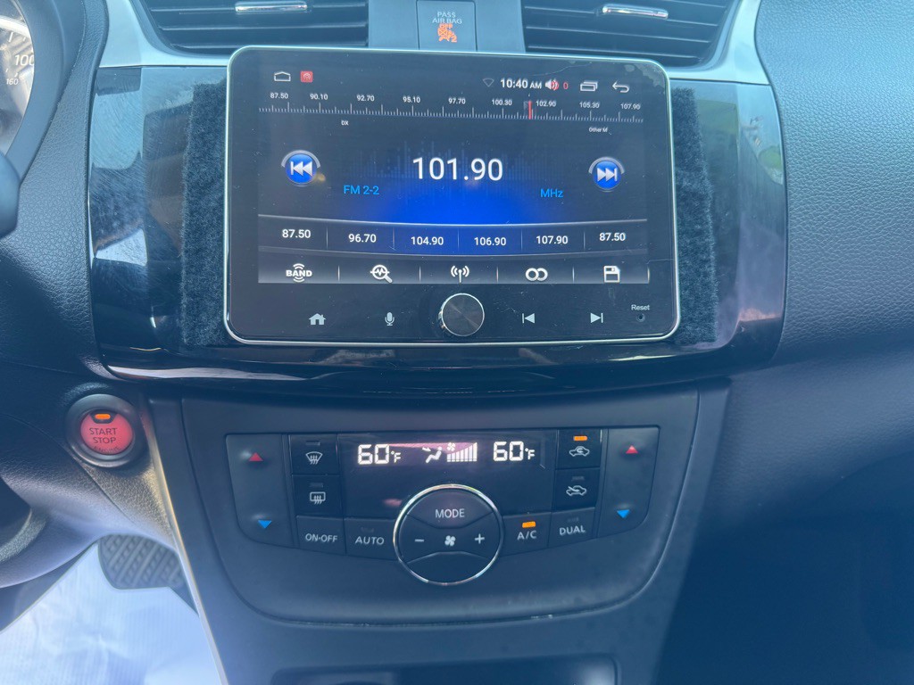 2019 Nissan Sentra Image 16