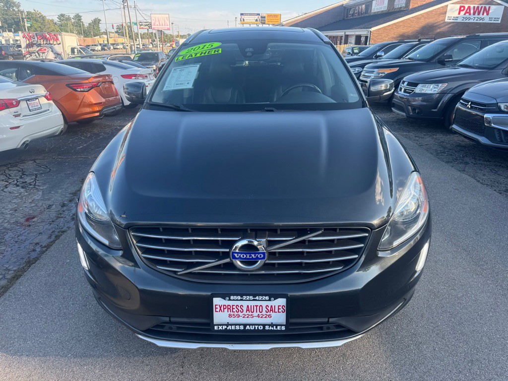 2015 Volvo XC60 Image 2