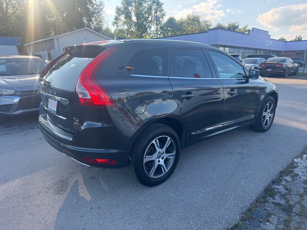 2015 Volvo XC60 Image 5