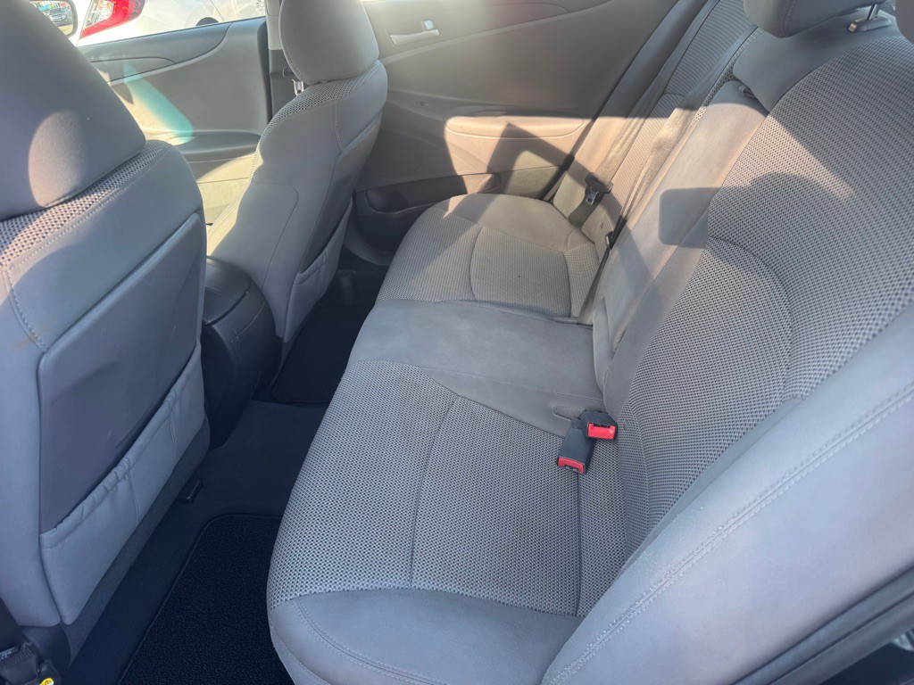 2012 Hyundai Sonata Image 19