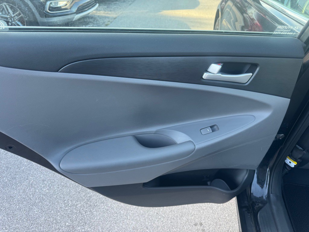 2012 Hyundai Sonata Image 20