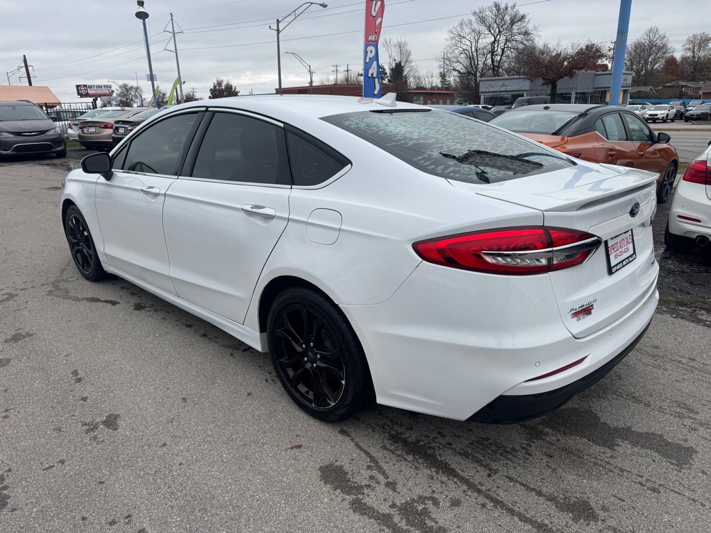 2020 Ford Fusion Image 6