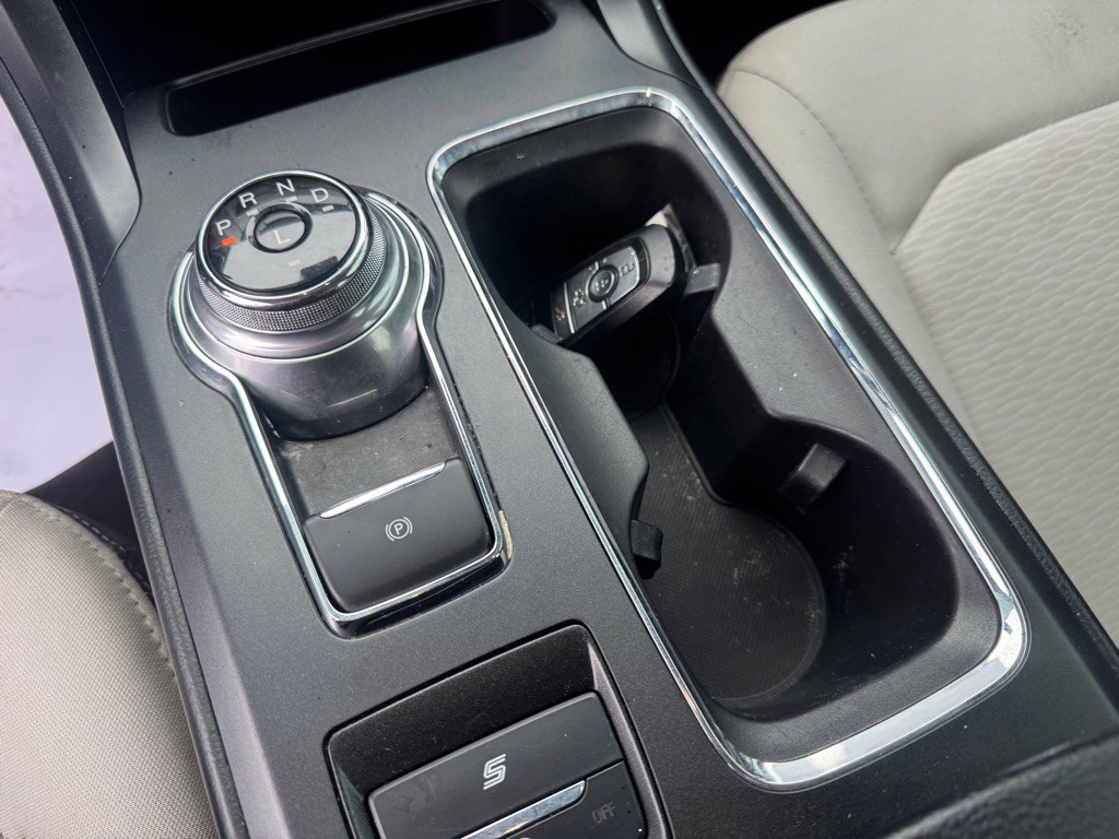 2020 Ford Fusion Image 16