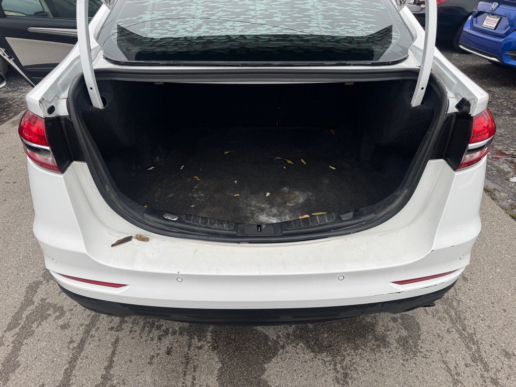 2020 Ford Fusion Image 24