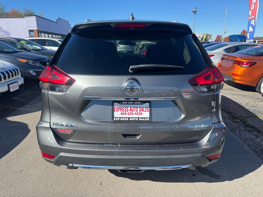 2017 Nissan Rogue Image 6