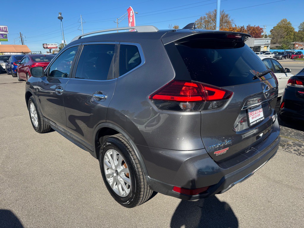 2017 Nissan Rogue Image 7