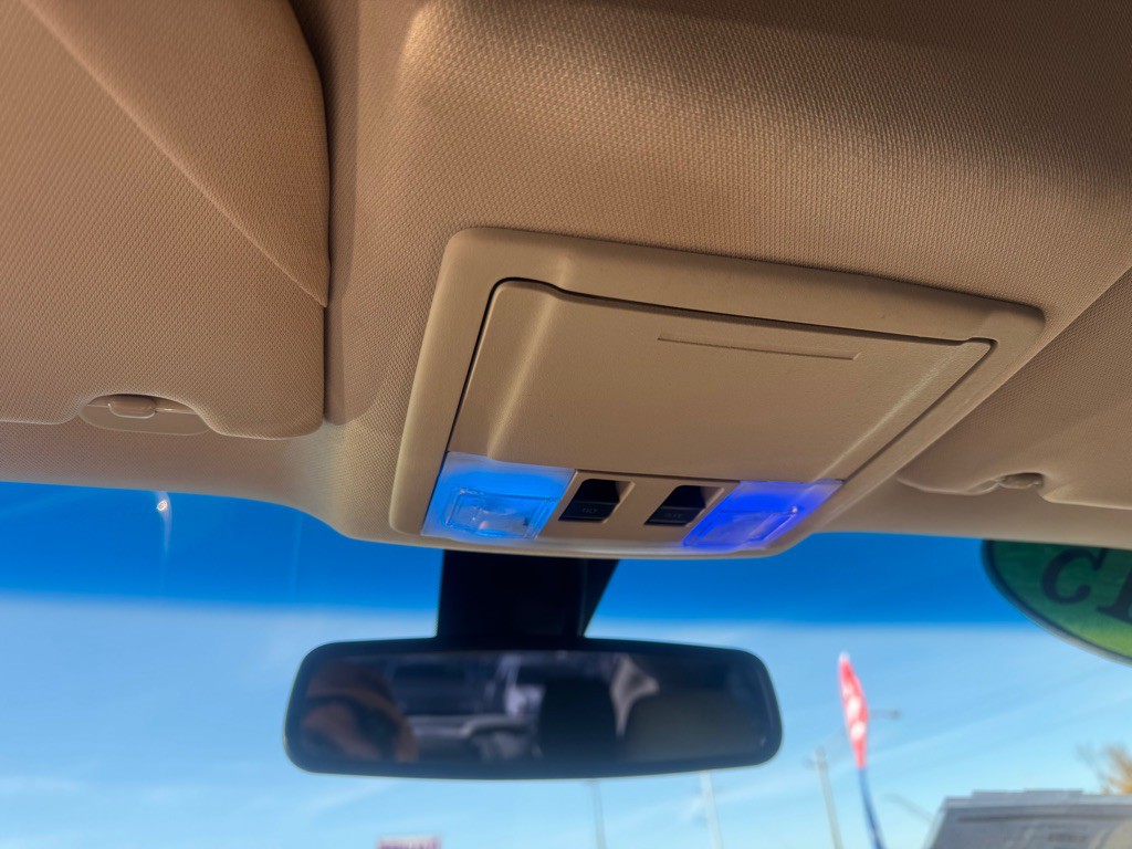 2015 Ford Taurus Image 15