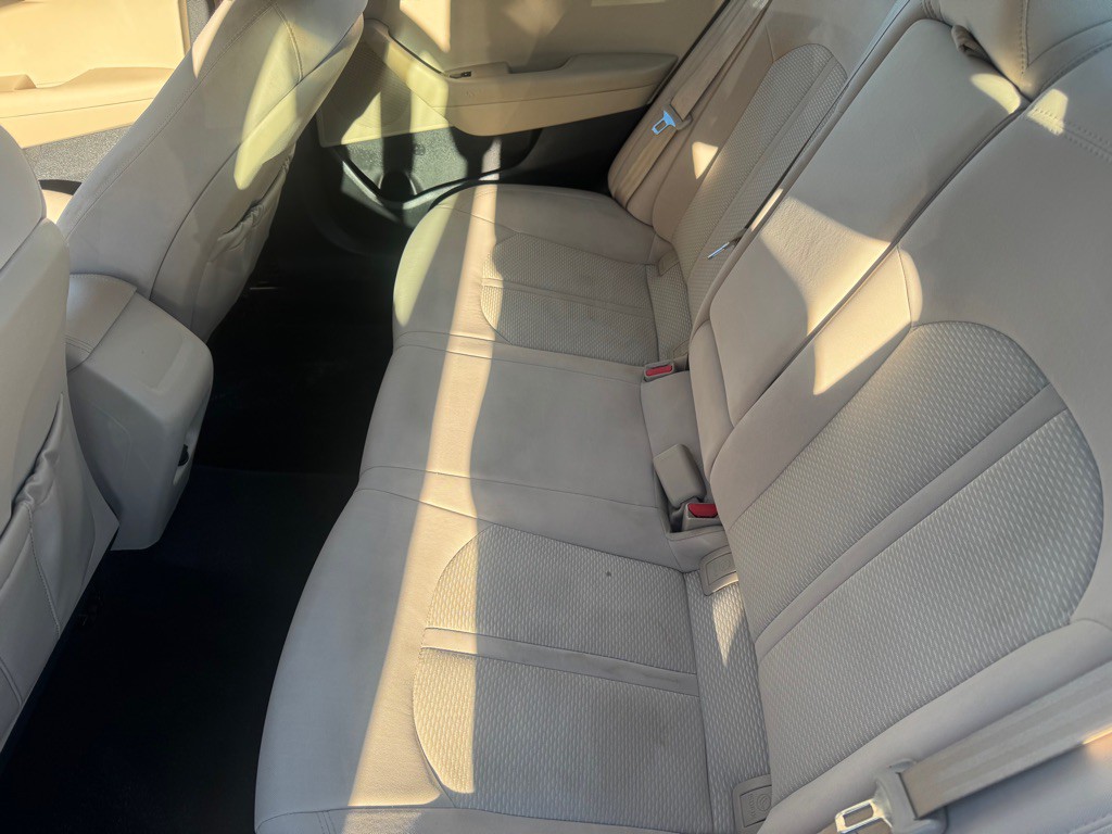 2016 Hyundai Sonata Image 21