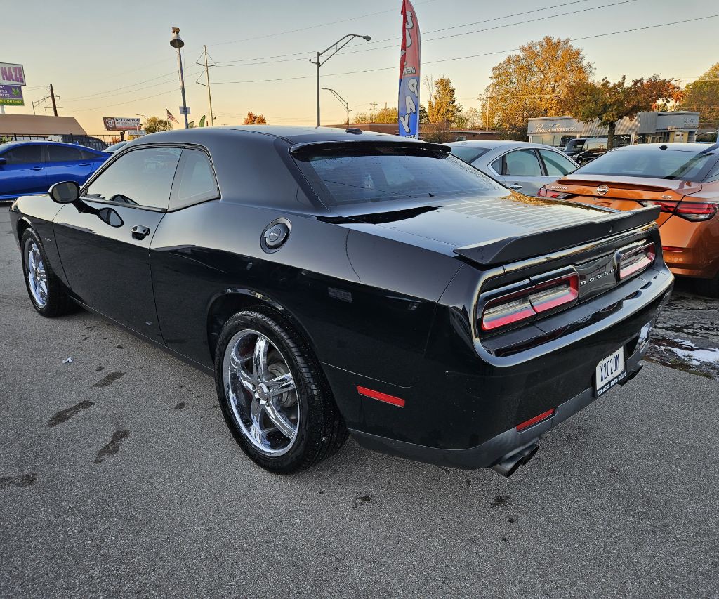 2016 Dodge Challenger Image 5
