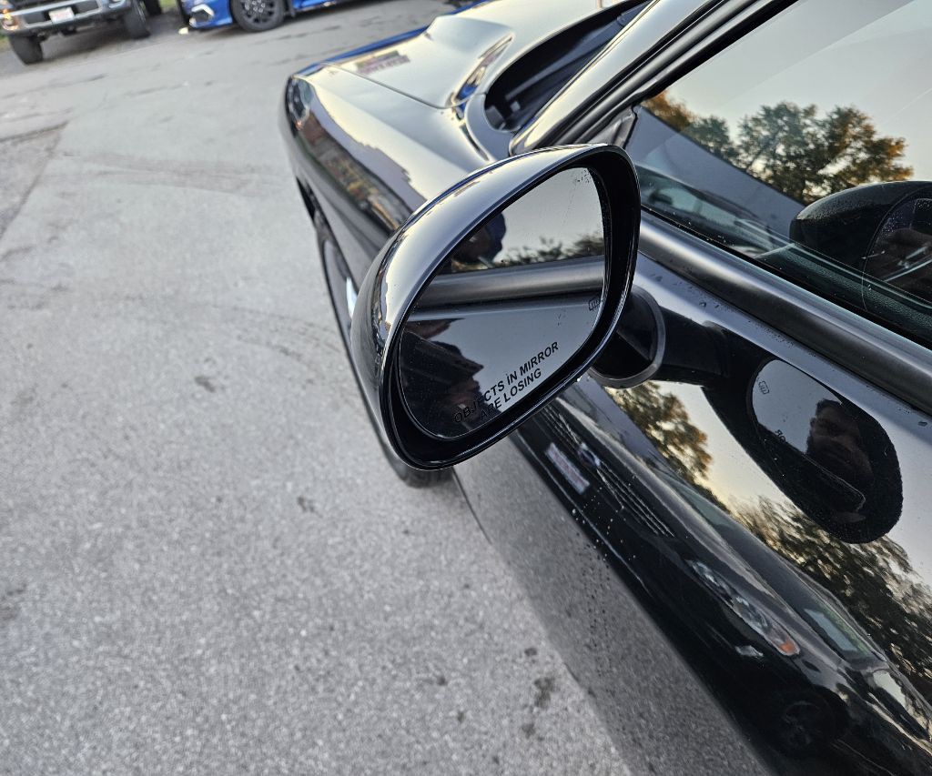 2016 Dodge Challenger Image 9