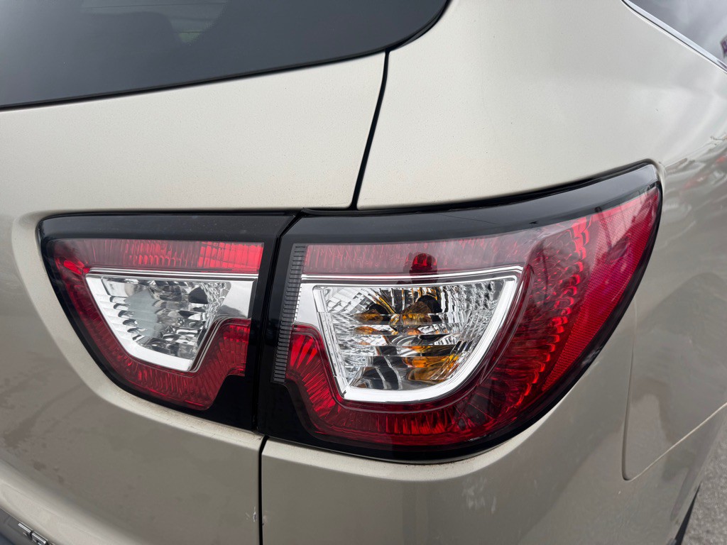 2015 Chevrolet Traverse Image 8