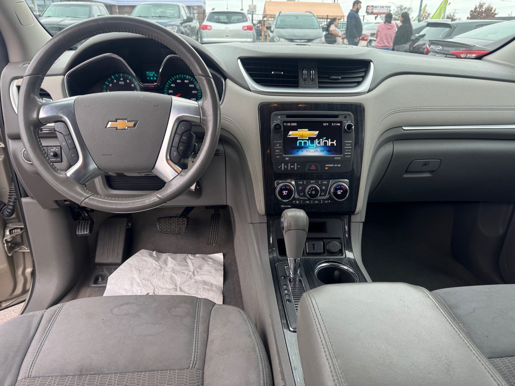 2015 Chevrolet Traverse Image 18