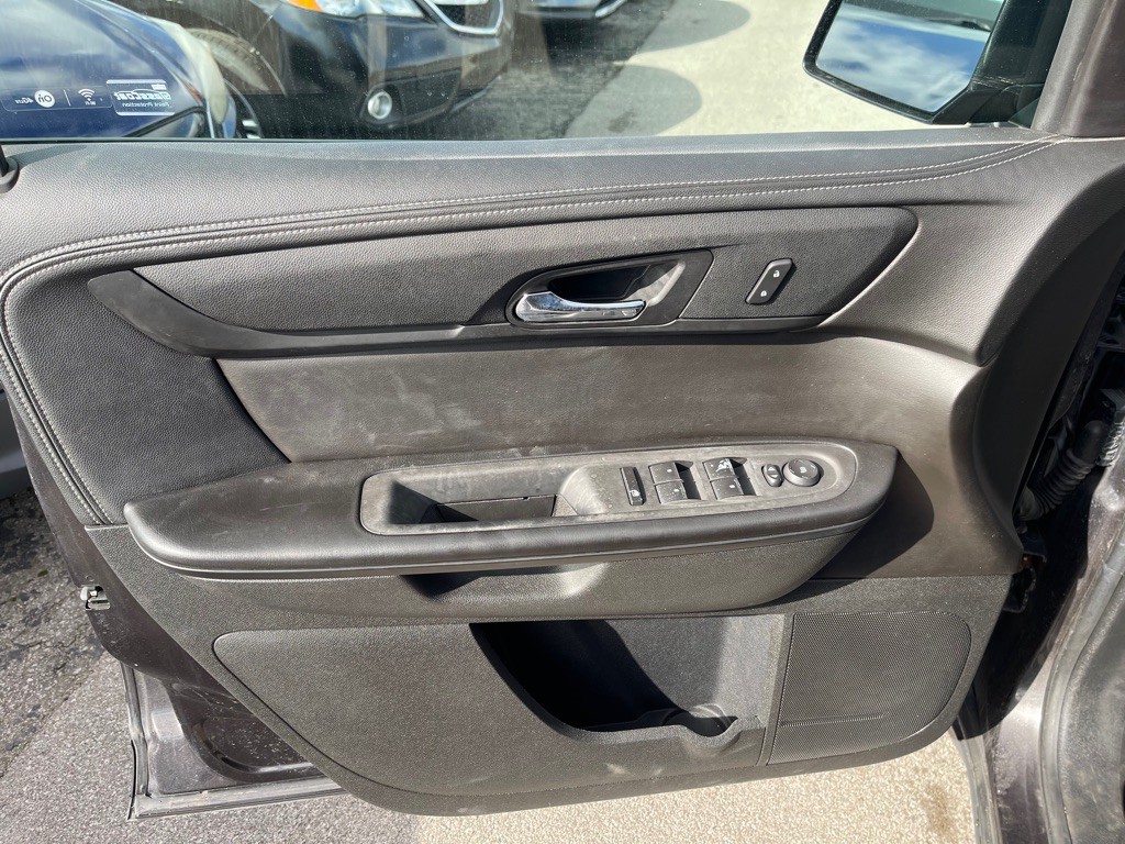 2017 Chevrolet Traverse Image 9