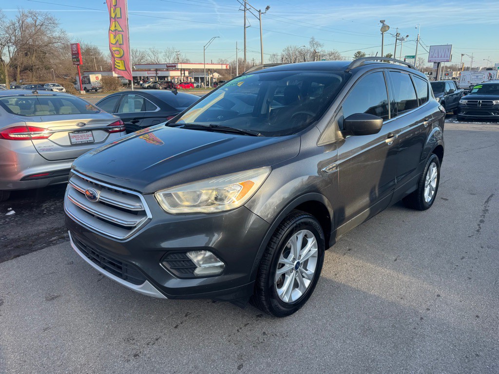 2018 Ford Escape Image 1