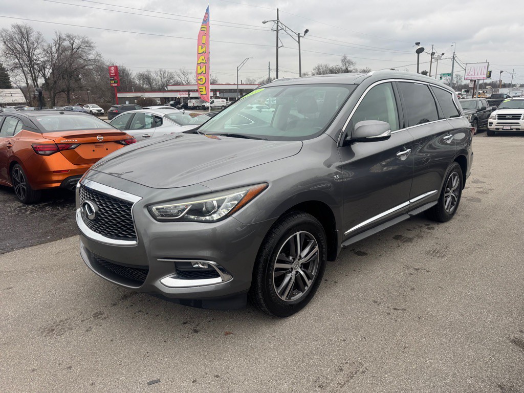2017 INFINITI QX60 Image 1