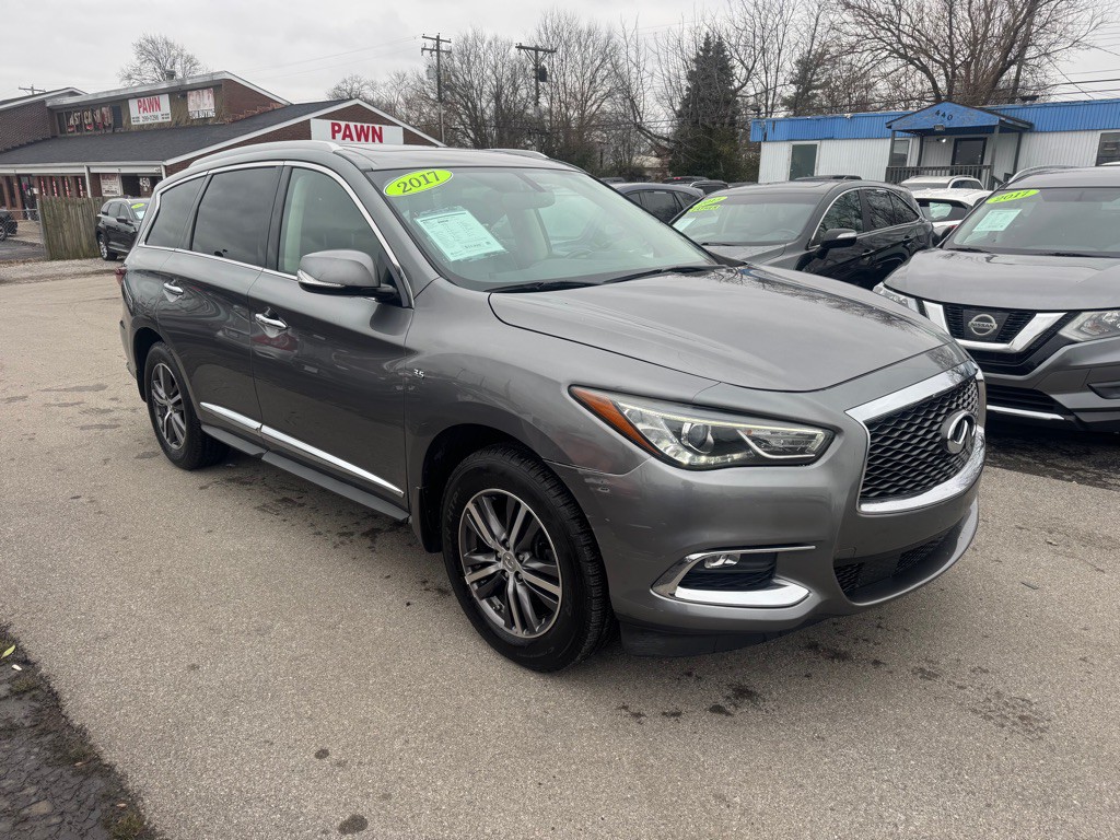 2017 INFINITI QX60 Image 3