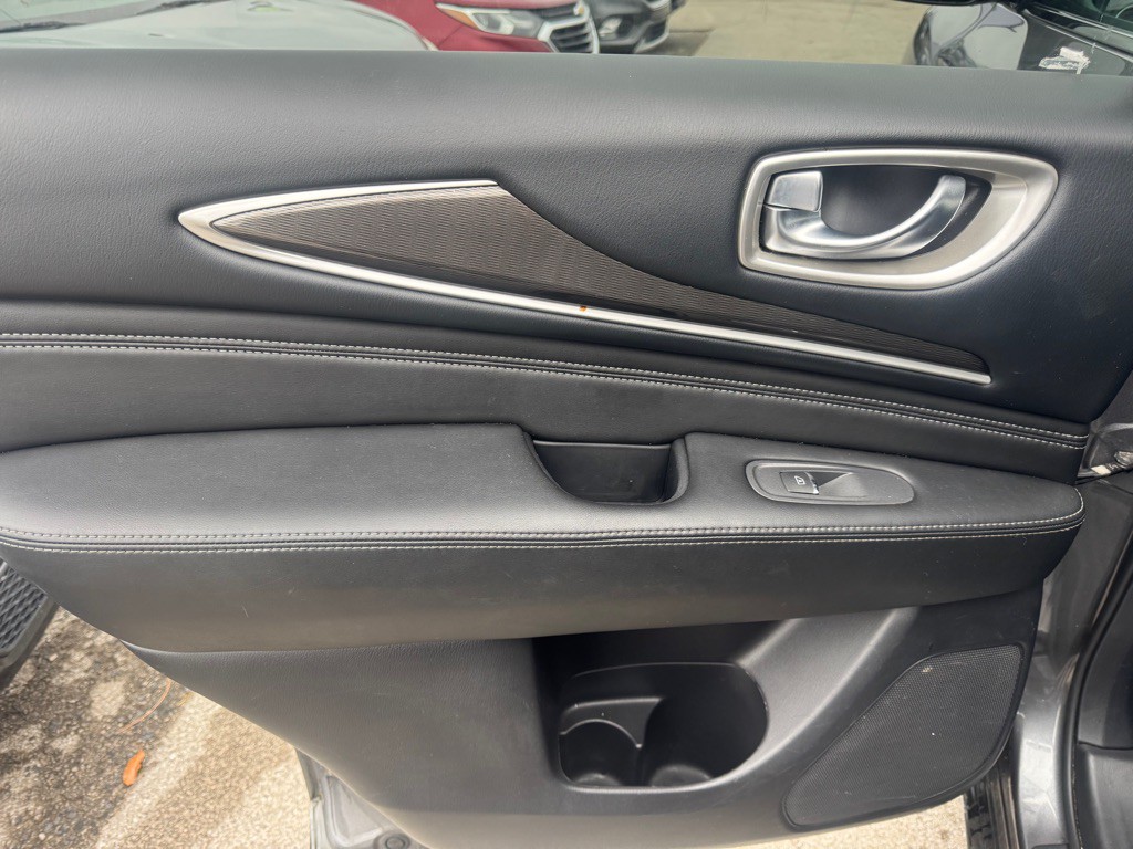 2017 INFINITI QX60 Image 18