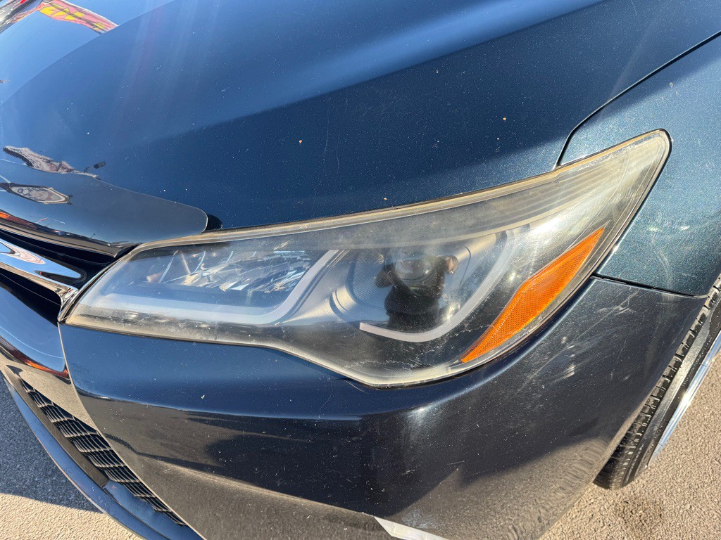 2016 Toyota Camry Image 7