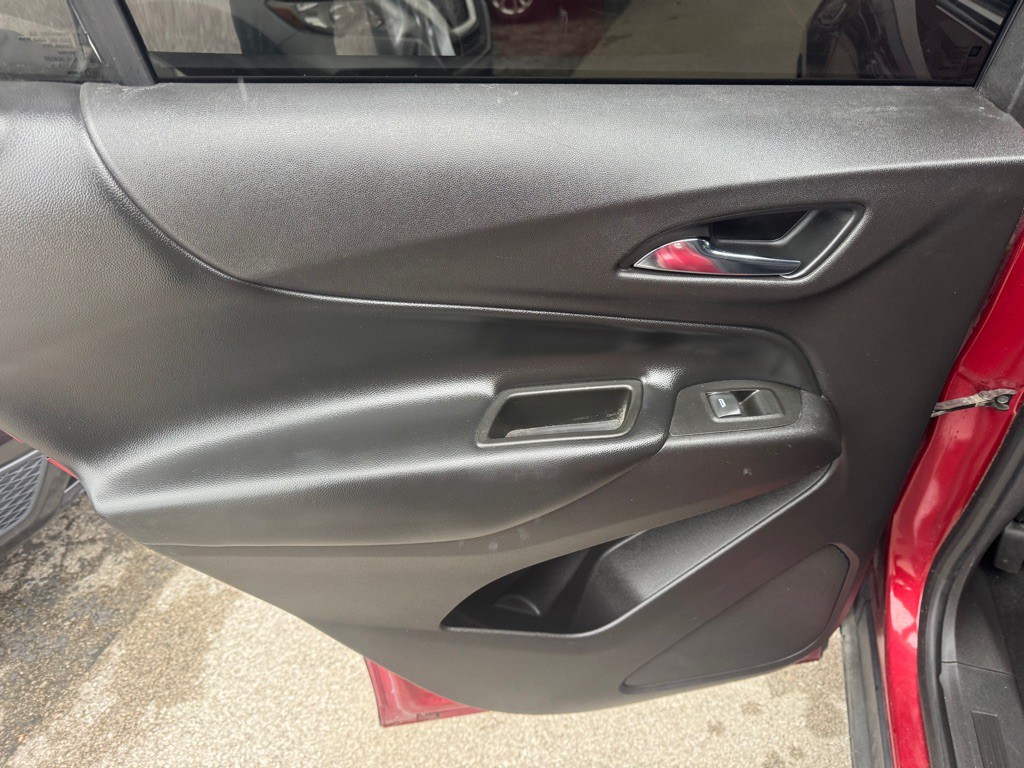 2018 Chevrolet Equinox Image 17