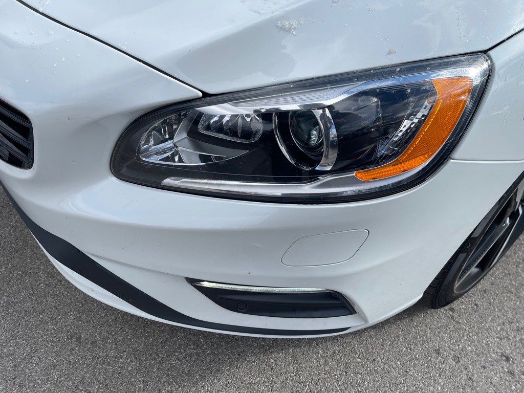 2016 Volvo V60 Image 7