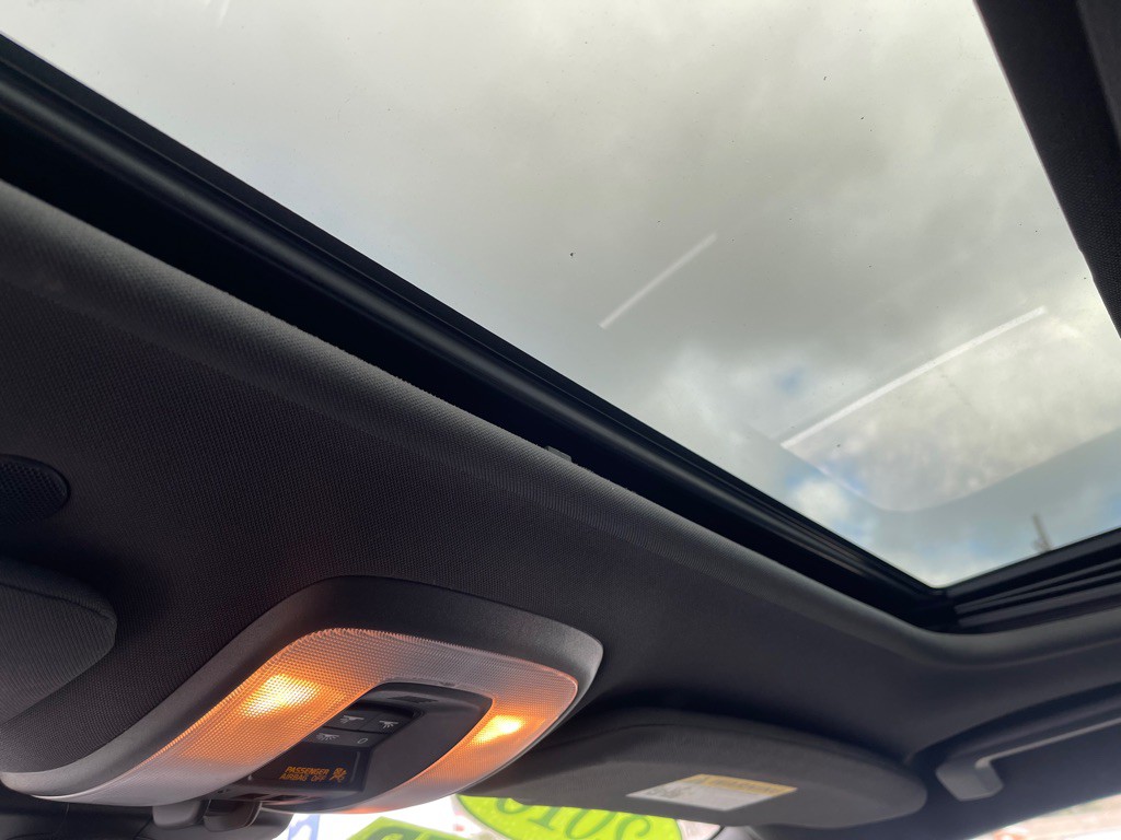 2016 Volvo V60 Image 14