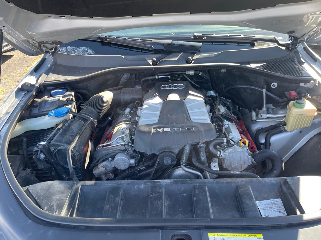 2015 Audi Q7 Image 16