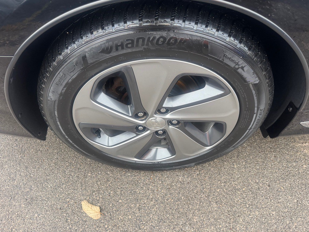 2016 Hyundai Sonata Image 9