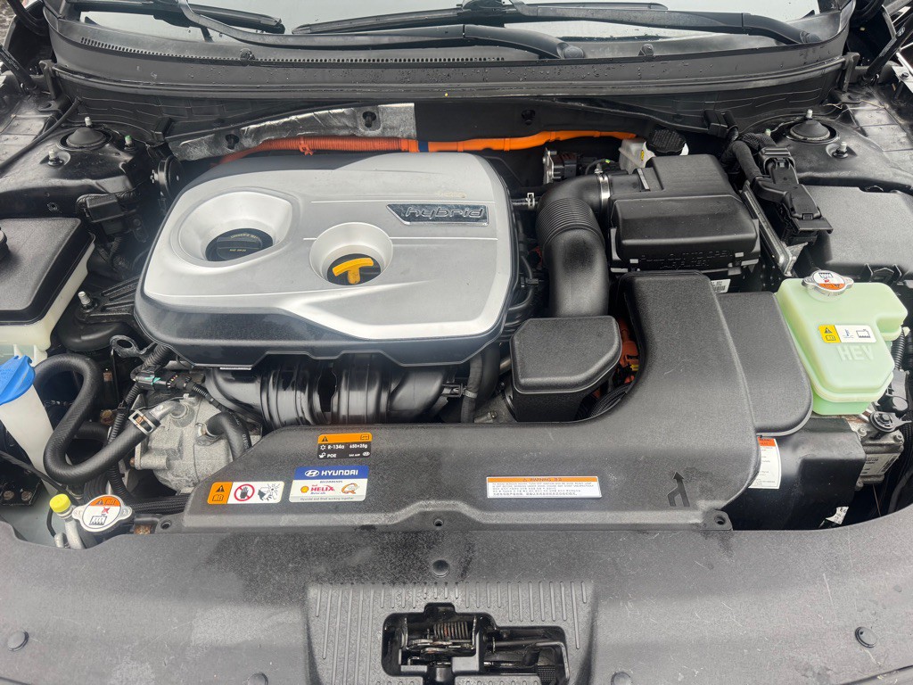 2016 Hyundai Sonata Image 20