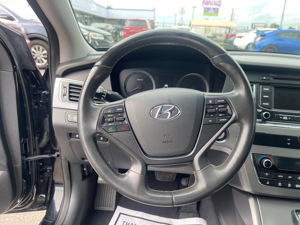 2016 Hyundai Sonata Image 11