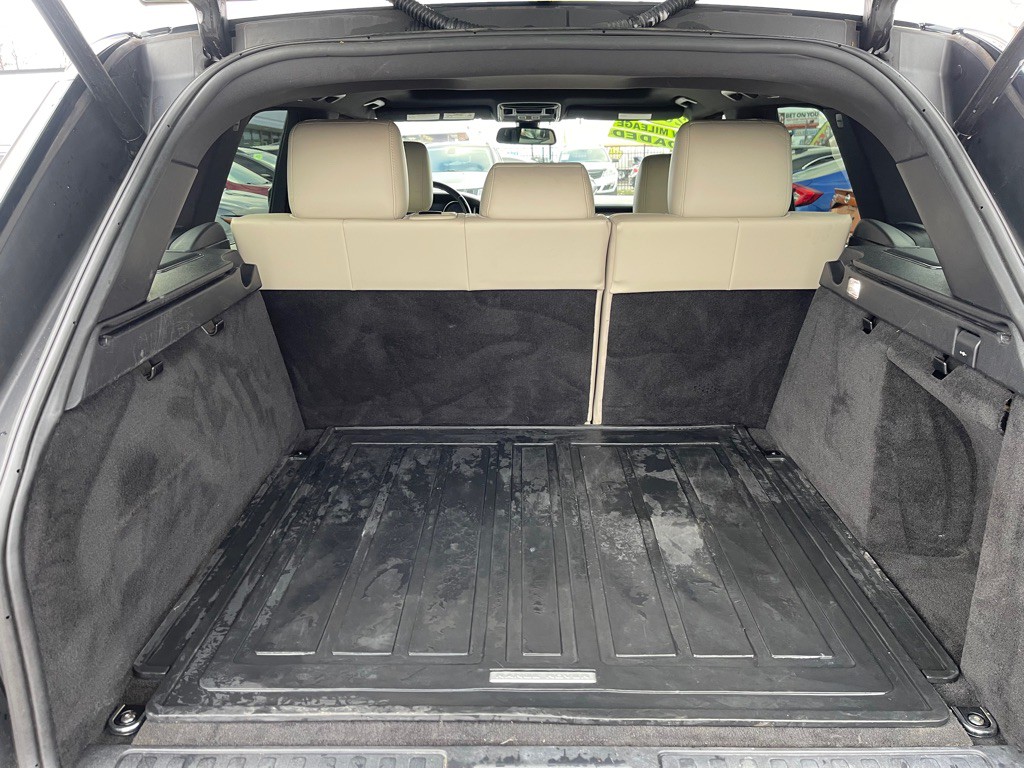 2016 Land Rover Range Rover Sport Image 15