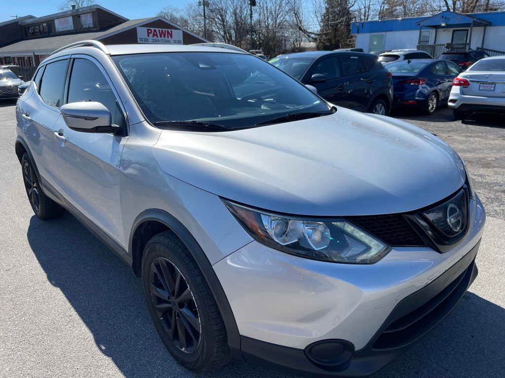 2019 Nissan Rogue Image 3