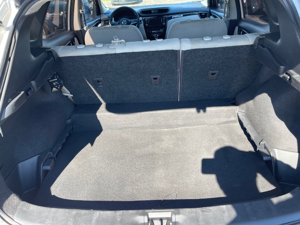 2019 Nissan Rogue Image 14