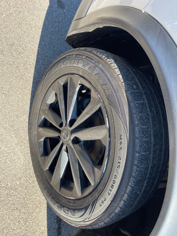 2019 Nissan Rogue Image 16