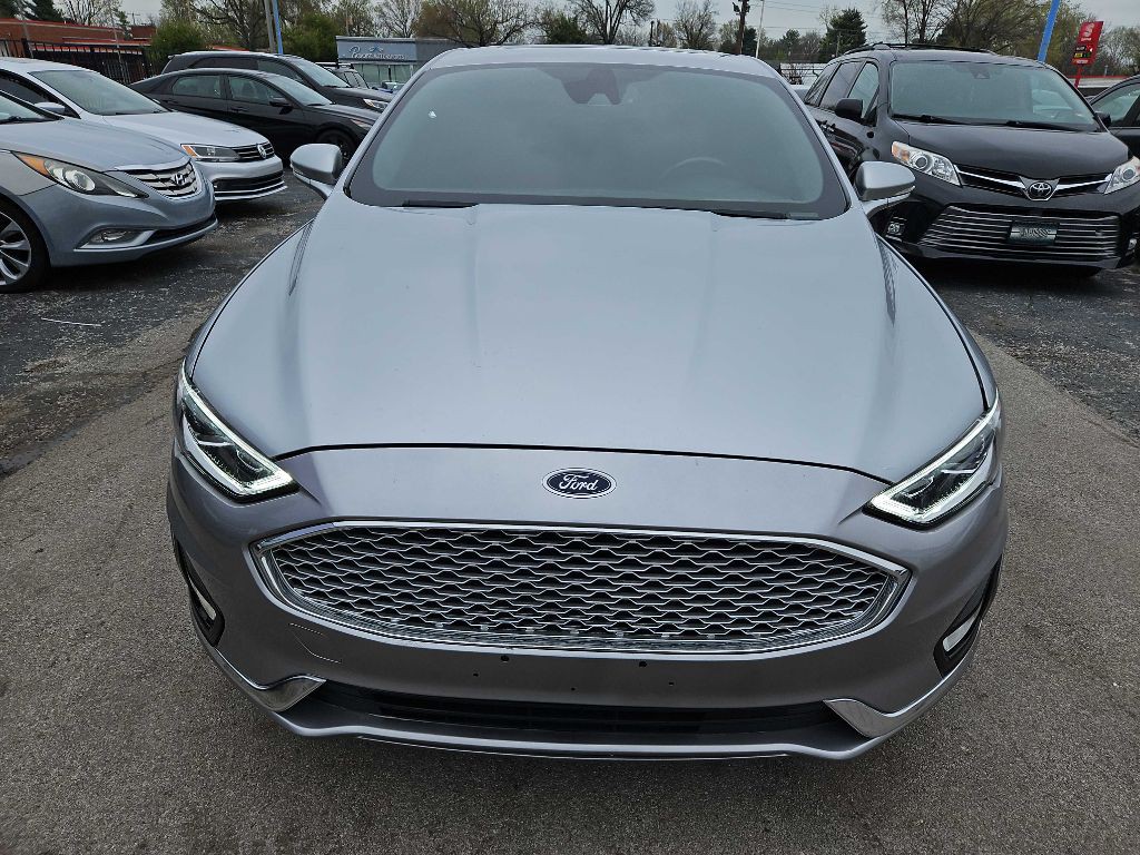 2020 Ford Fusion Image 2