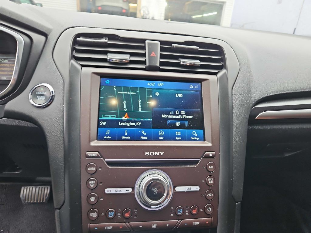 2020 Ford Fusion Image 16