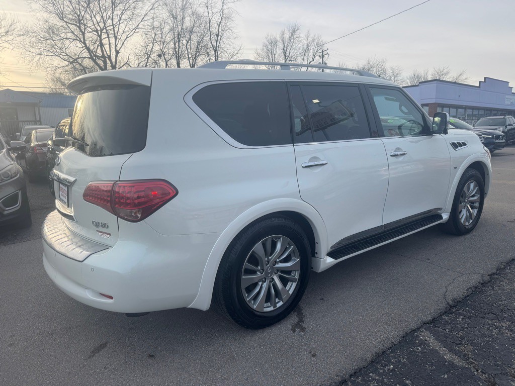 2016 INFINITI QX80 Image 4