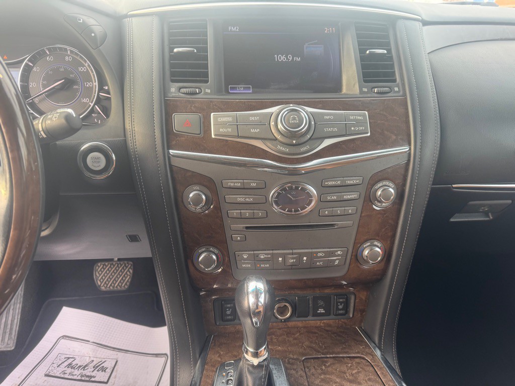 2016 INFINITI QX80 Image 12