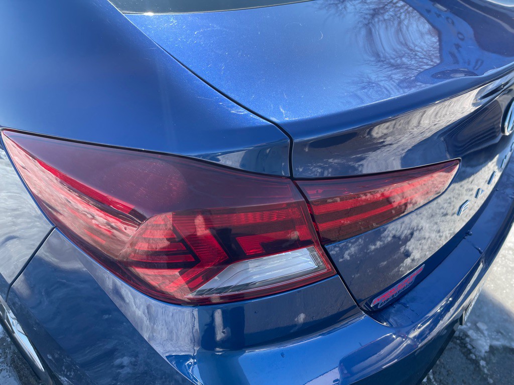 2019 Hyundai Elantra Image 8