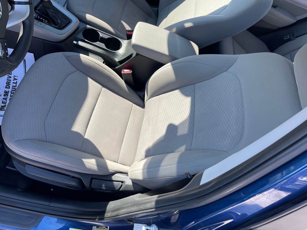 2019 Hyundai Elantra Image 10